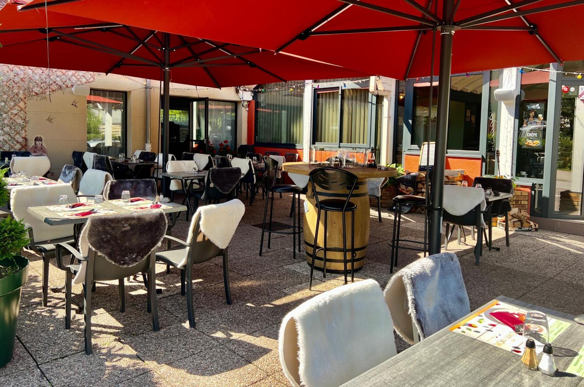 Logis Hotel, Chalets Et Restaurant Les Chatelmines La Bresse Kültér fotó