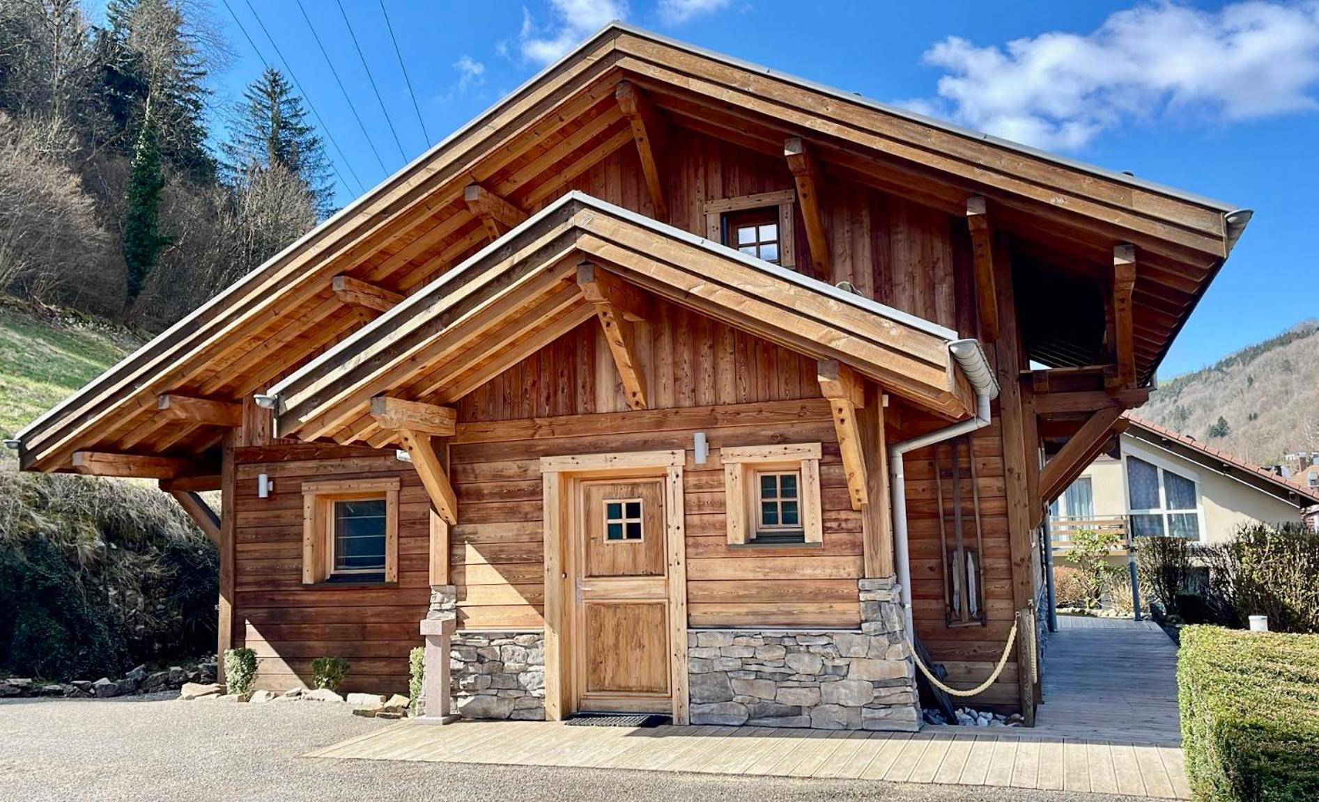 Logis Hotel, Chalets Et Restaurant Les Chatelmines La Bresse Kültér fotó